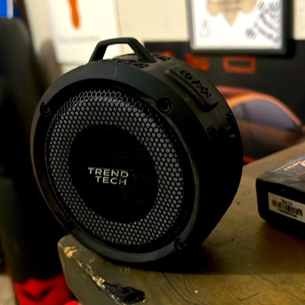 A speaker it works I don’t need it